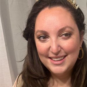 Meet your Posher, Rachel